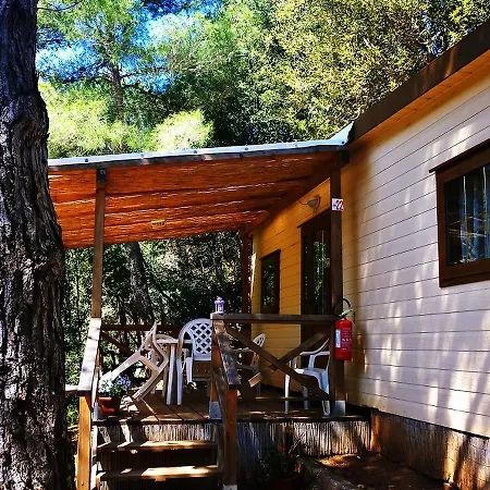 Holiday home Locazione Turistica Elbadoc.4 *