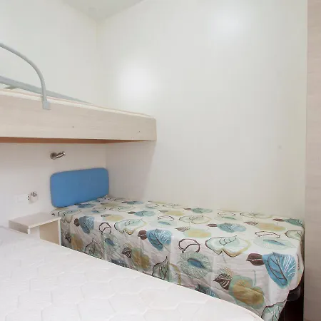 Holiday home Locazione Turistica Elbadoc.4 *
